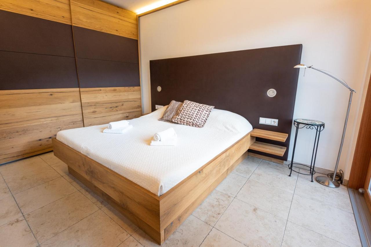 Poellmuehle Penthouse By Alpine Host Helpers Apartamento Kirchberg in Tirol Exterior foto