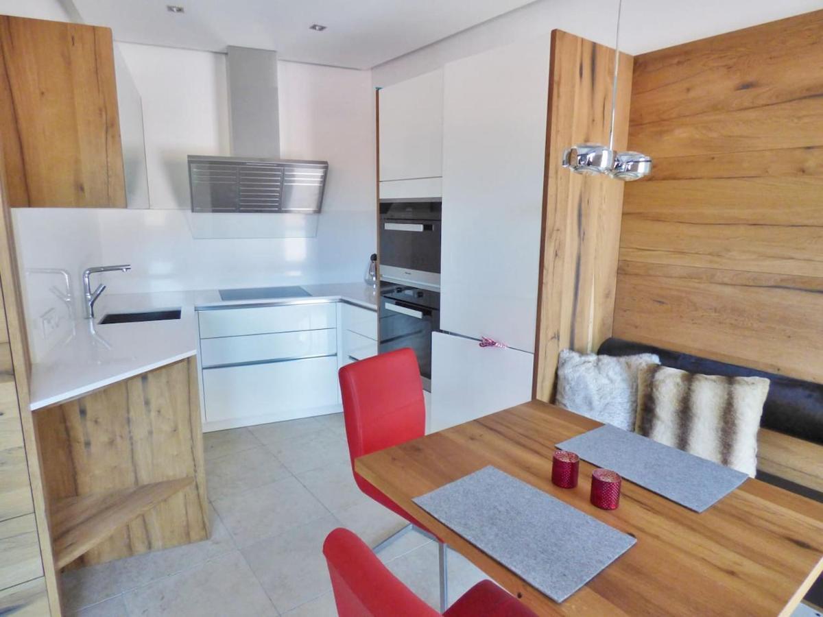 Poellmuehle Penthouse By Alpine Host Helpers Apartamento Kirchberg in Tirol Exterior foto
